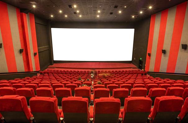 激烈角逐暑期档 国产电影如何“叫好又叫座”？