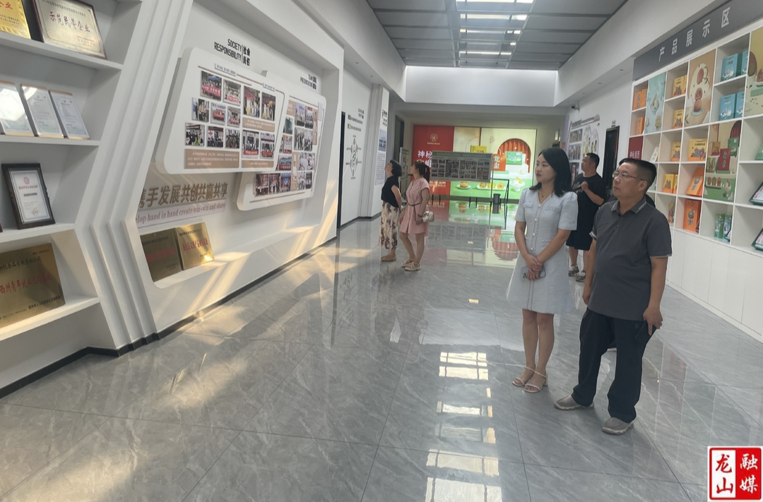 吉首市就业服务中心一行来县学习交流劳务品牌、就业驿站建设工作