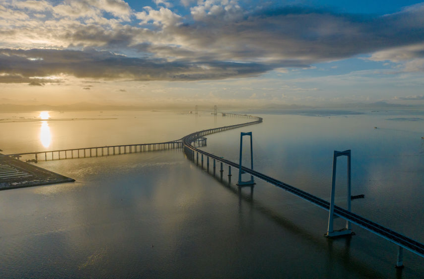 奋进强国路 阔步新征程｜总量连上台阶 结构优化升级——新中国成立75周年经济发展成就综述