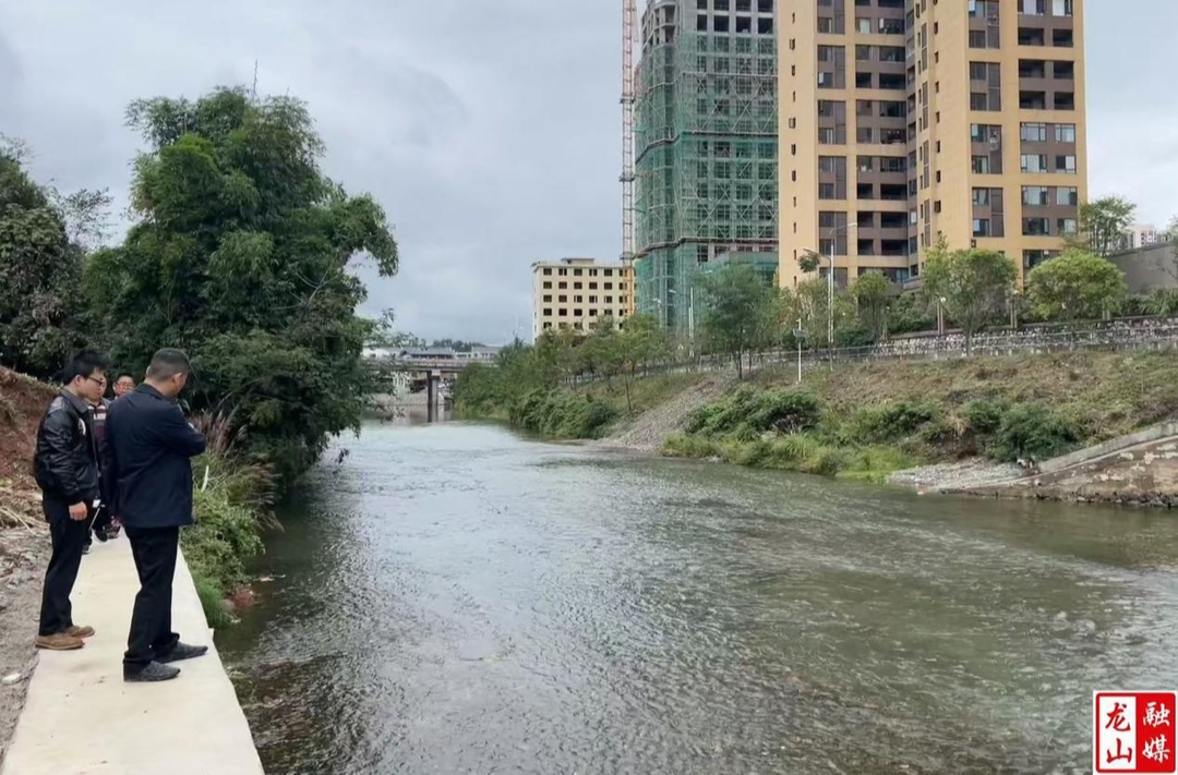 县水利局开展水环境风险隐患排查