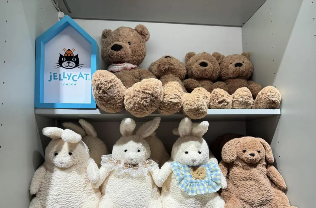 断货，代购翻倍加价！这款玩具爆火，网友：看不懂