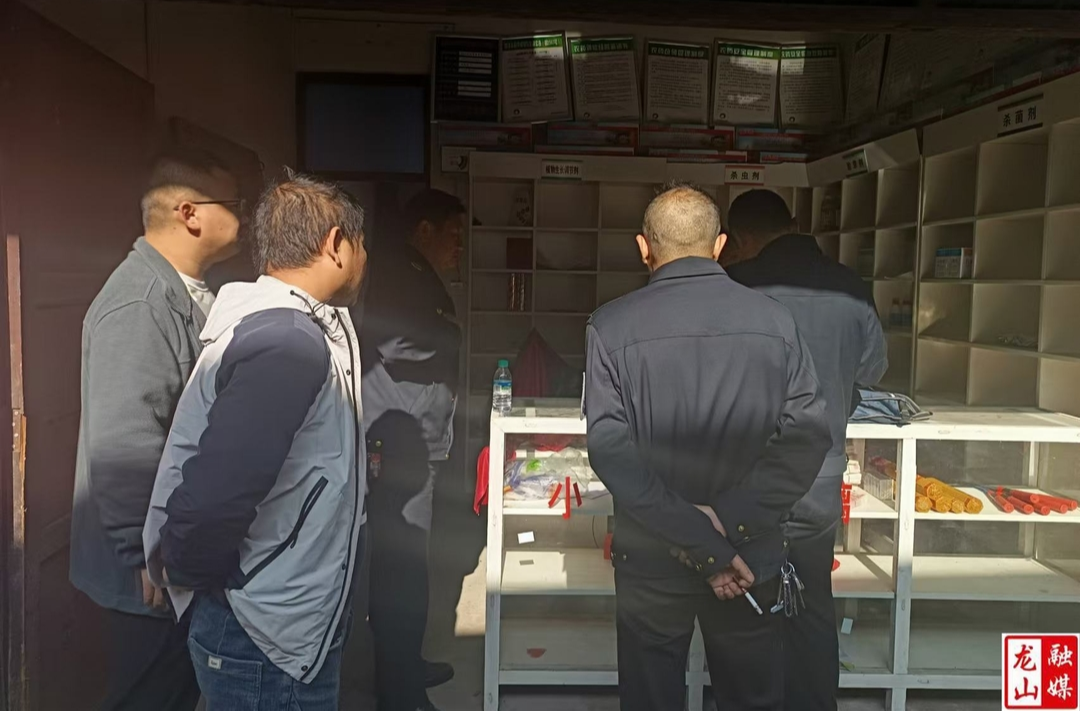 洛塔乡开展农资执法检查