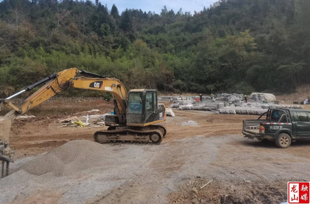 县水利局抢抓晴好天气推进水利基础设施建设