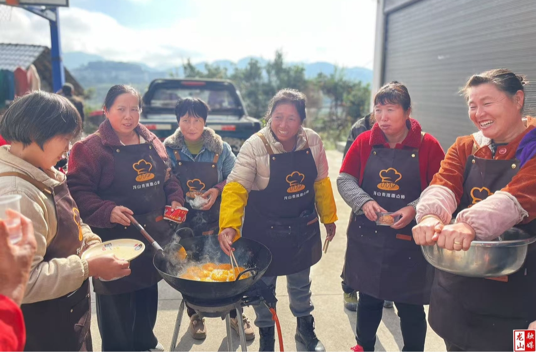 县库区移民职业技能培训班在里耶镇开班