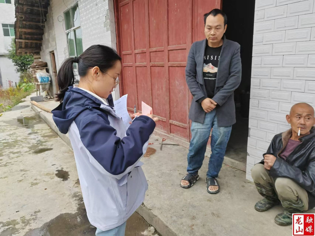 桂塘镇财政所开展惠农补助发放情况入户抽查