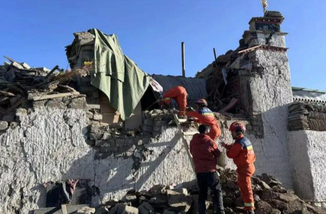 首批中央救灾物资已运抵西藏日喀则地震灾区