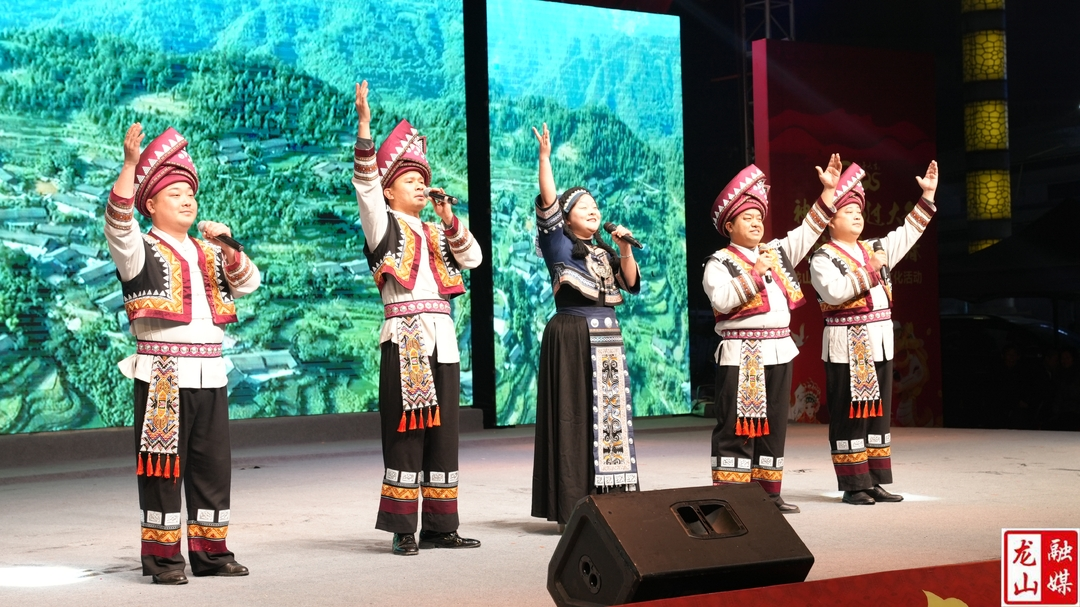 【新春走基层】“幸福龙山•唱响福年”歌唱比赛决赛浓情上演