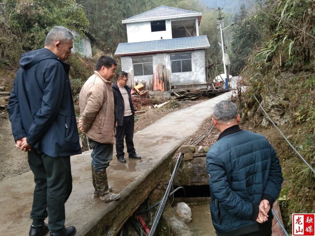 引进甘泉、改善民生——2025年新春毛坝驻村工作队工作侧记