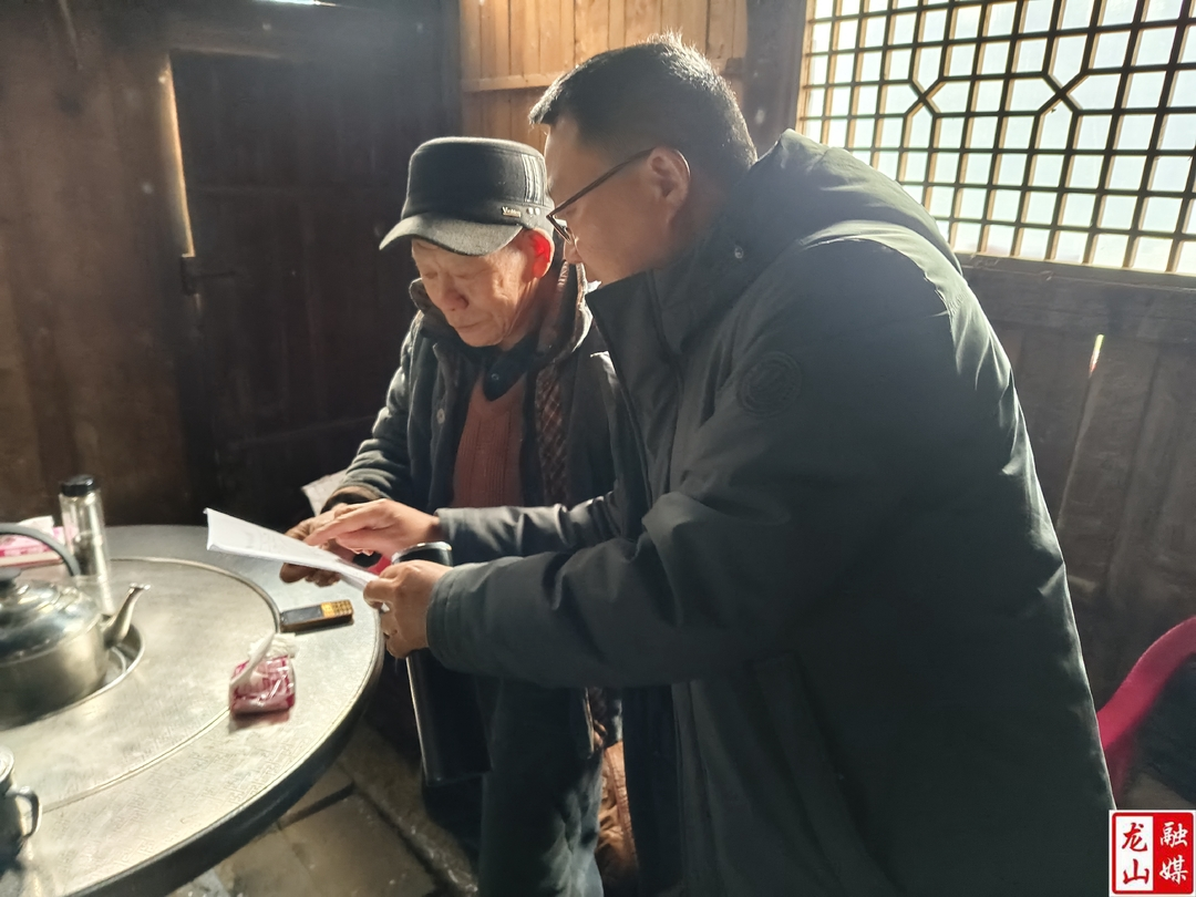 农车镇富坪村：入户走访与村民谋划新年产业蓝图