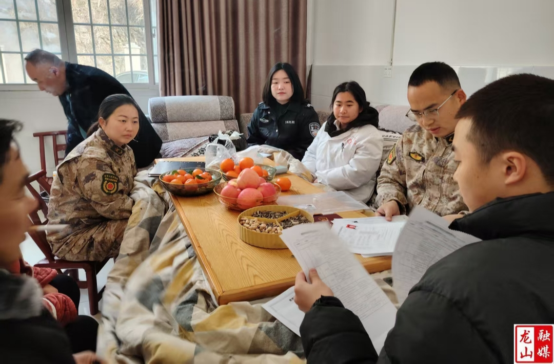 红岩溪镇开展春季征兵走访工作