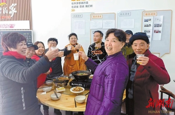 科技助力，“银发生活”更加悠然自得