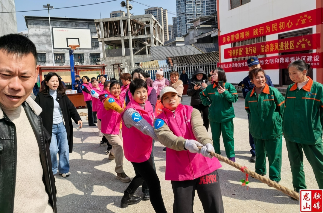 华新社区：多彩活动庆“三八”  凝聚“她力量”绽放新时代芳华