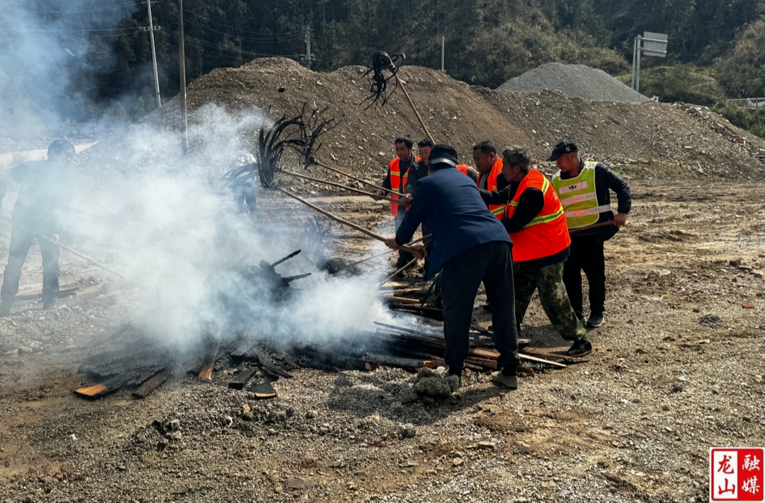 洗车河镇开展2025年森林防灭火应急实战演练