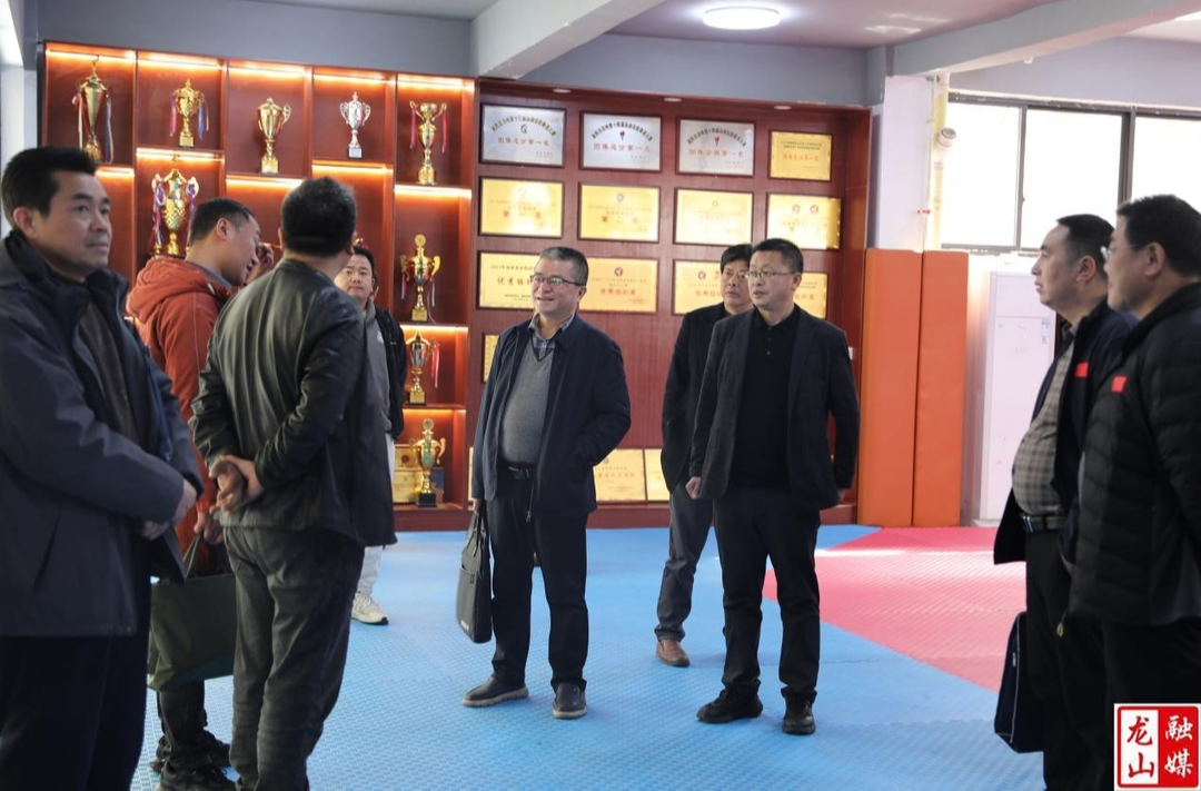 湘西州教体局一行到龙山县开展体教融合调研 共探发展新路径