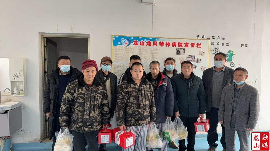 县人社局驻小井村工作队走访慰问特殊群体