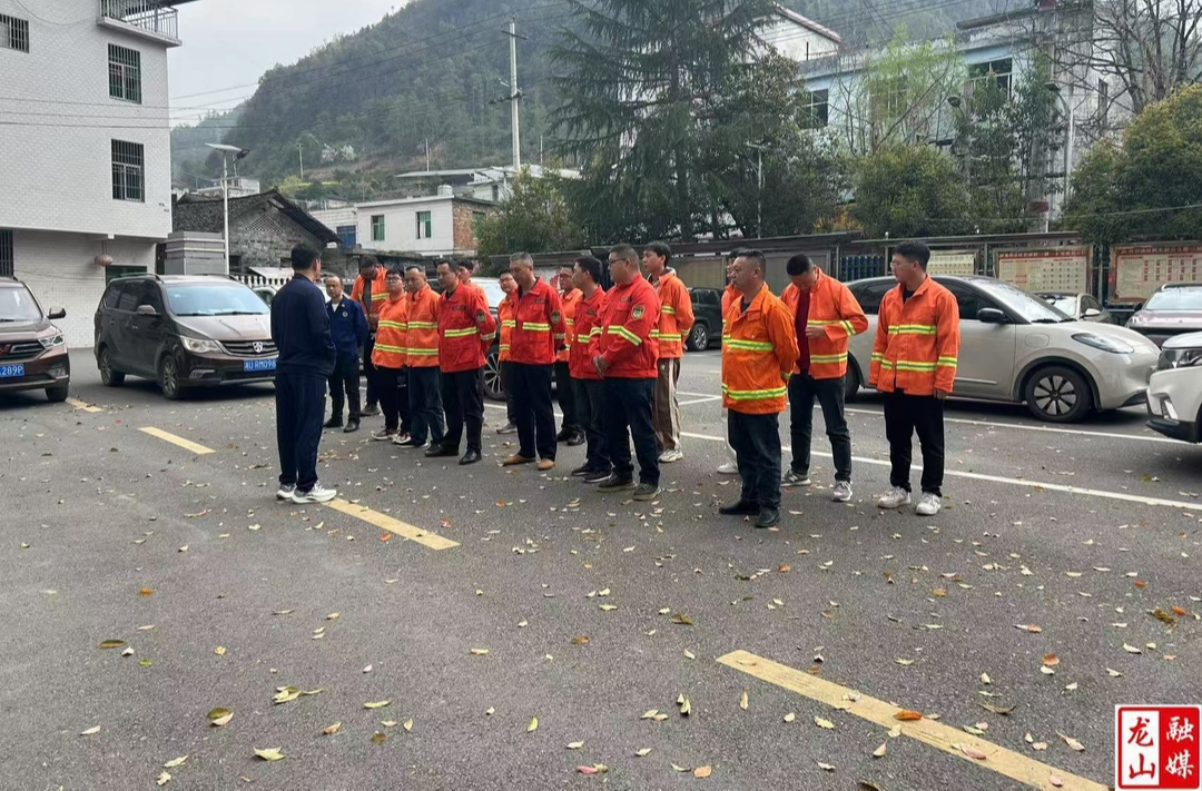 红岩溪镇：森林防火巡逻守护绿色家园