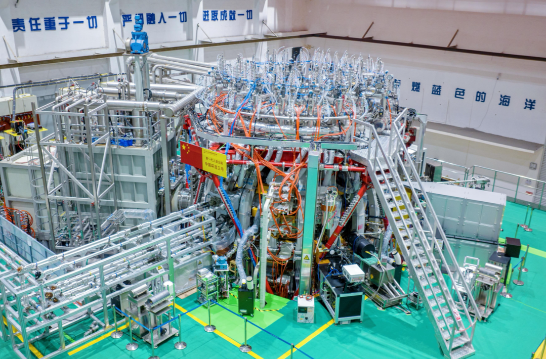 新一代人造太阳实现“双亿度”！中国可控核聚变技术再突破