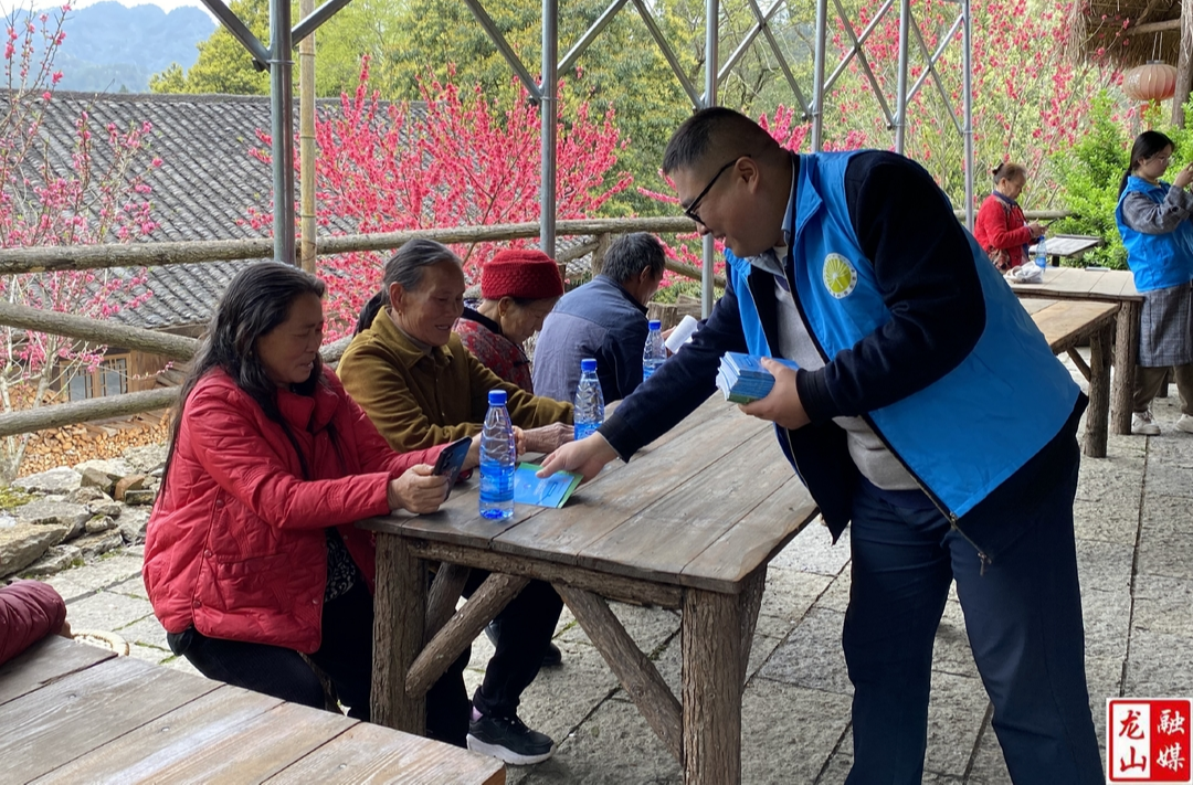 内溪乡五官村开展科普实践活动