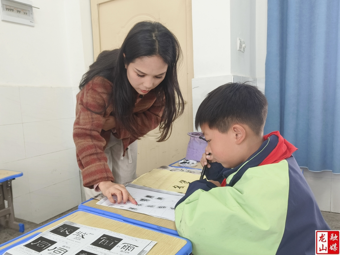 华塘芙蓉学校开展秦文化进校园活动