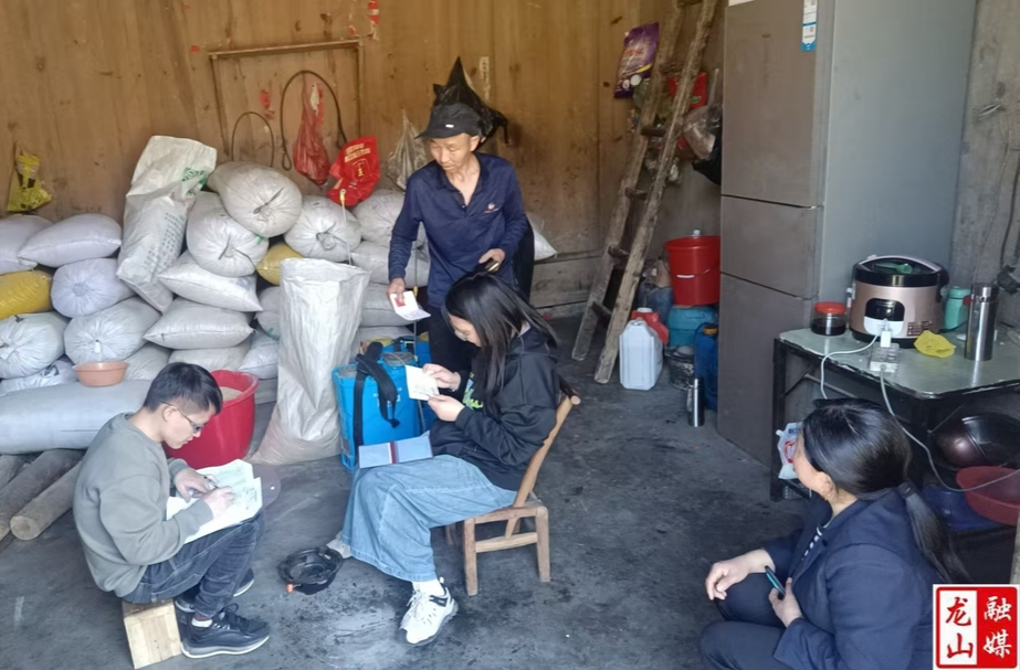 洗车河镇：社会救助年审严核查 民生保障底线稳筑牢