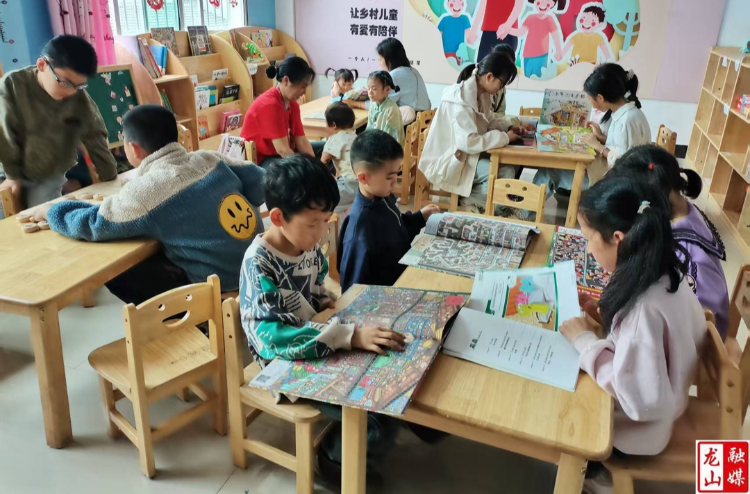 兴隆街社区开展世界读书日活动