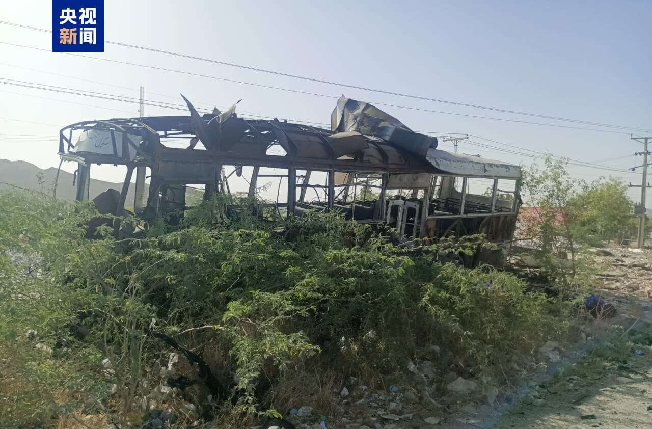 巴基斯坦一校车发生爆炸 已造成5死38伤