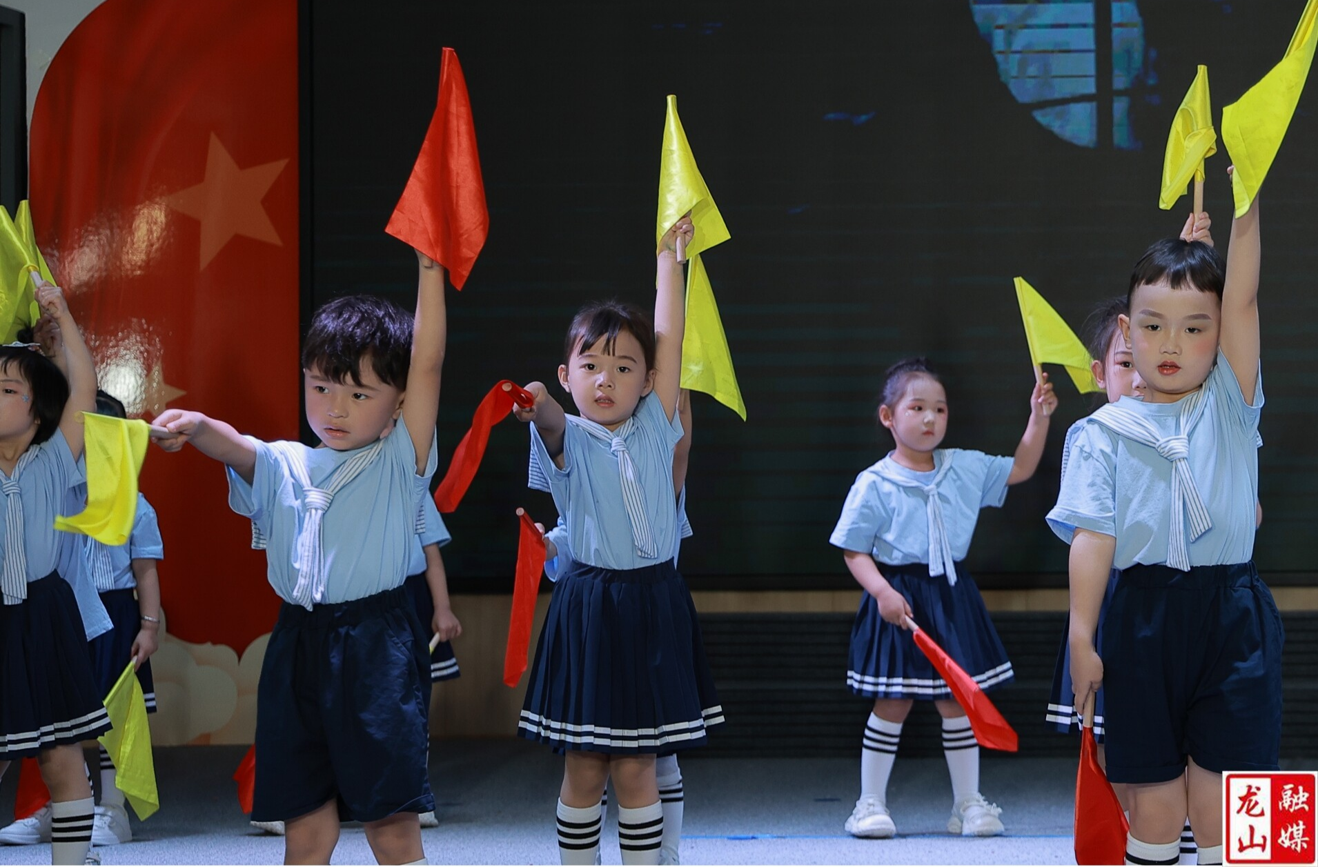 第一幼儿园红色文化主题汇演精彩开幕