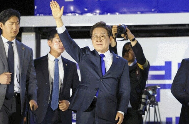 韩国大选投票结果议案通过 李在明总统任期正式开始