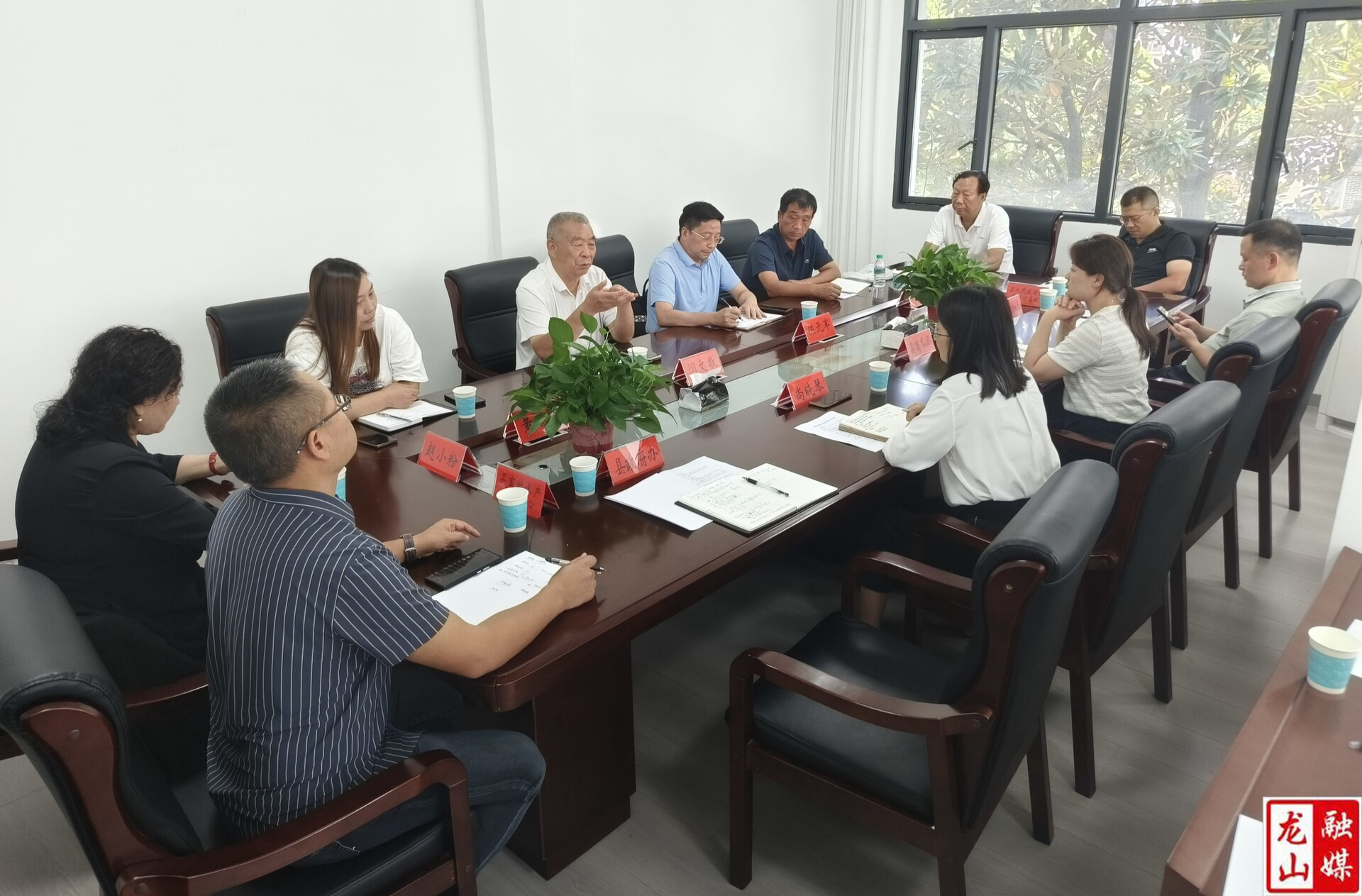 河南敬草圆农业发展有限公司来县考察