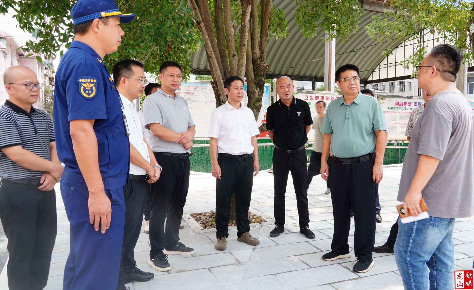 州人大常委会检查组来龙山开展安全生产“三法一条例两办法”执法检查