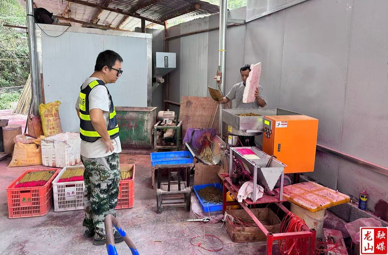 桂塘镇开展国庆、中秋节前安全生产“体检”