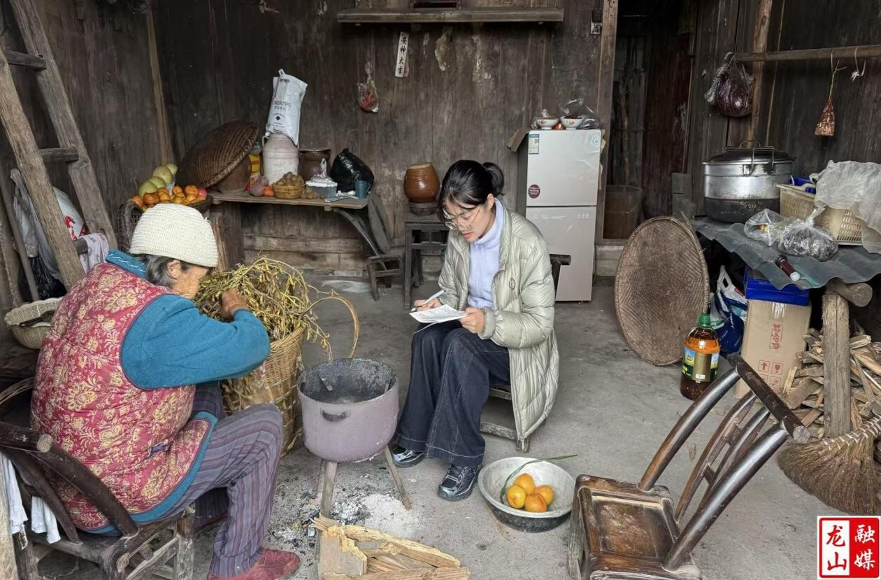 洛塔乡开展乡村振兴入户走访活动