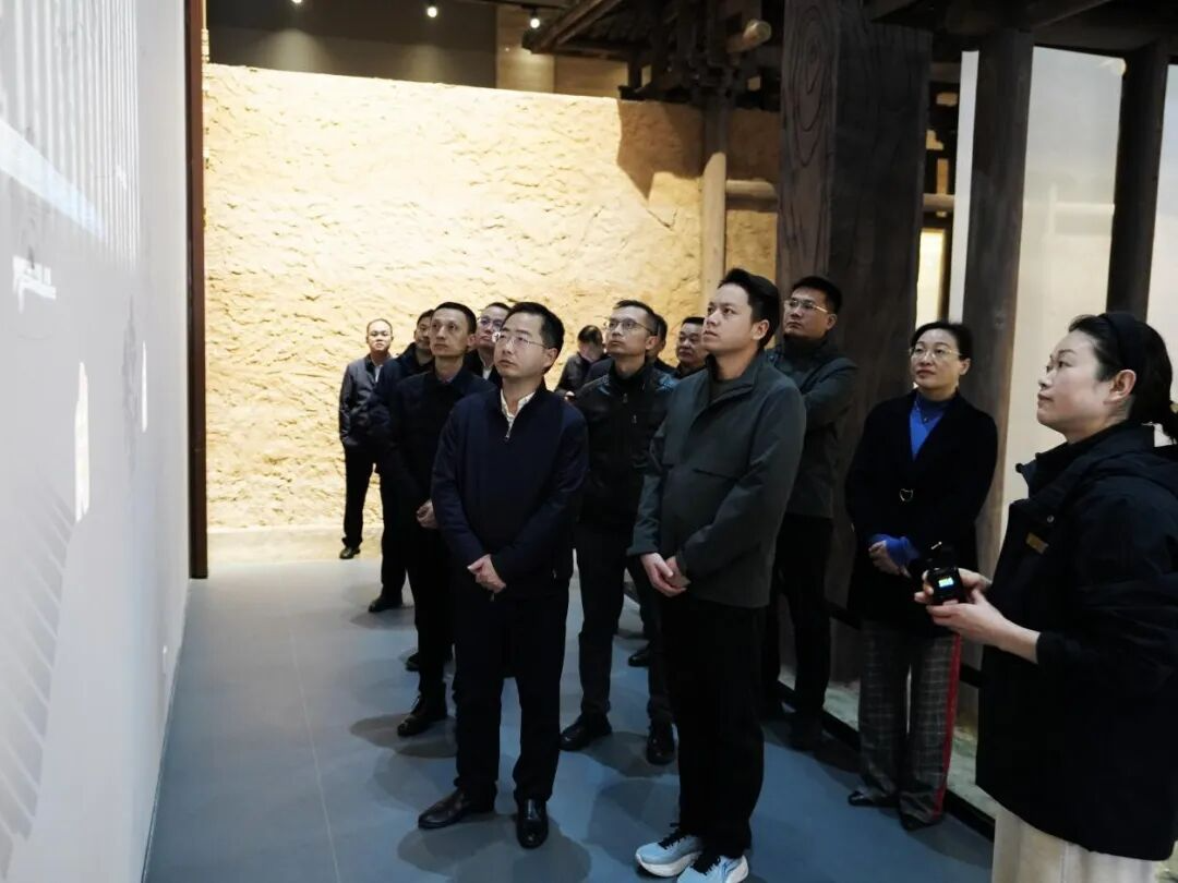 观摩交流拓思路 互学互鉴谋新篇——乡村振兴湘西行观摩团收官站走进龙山