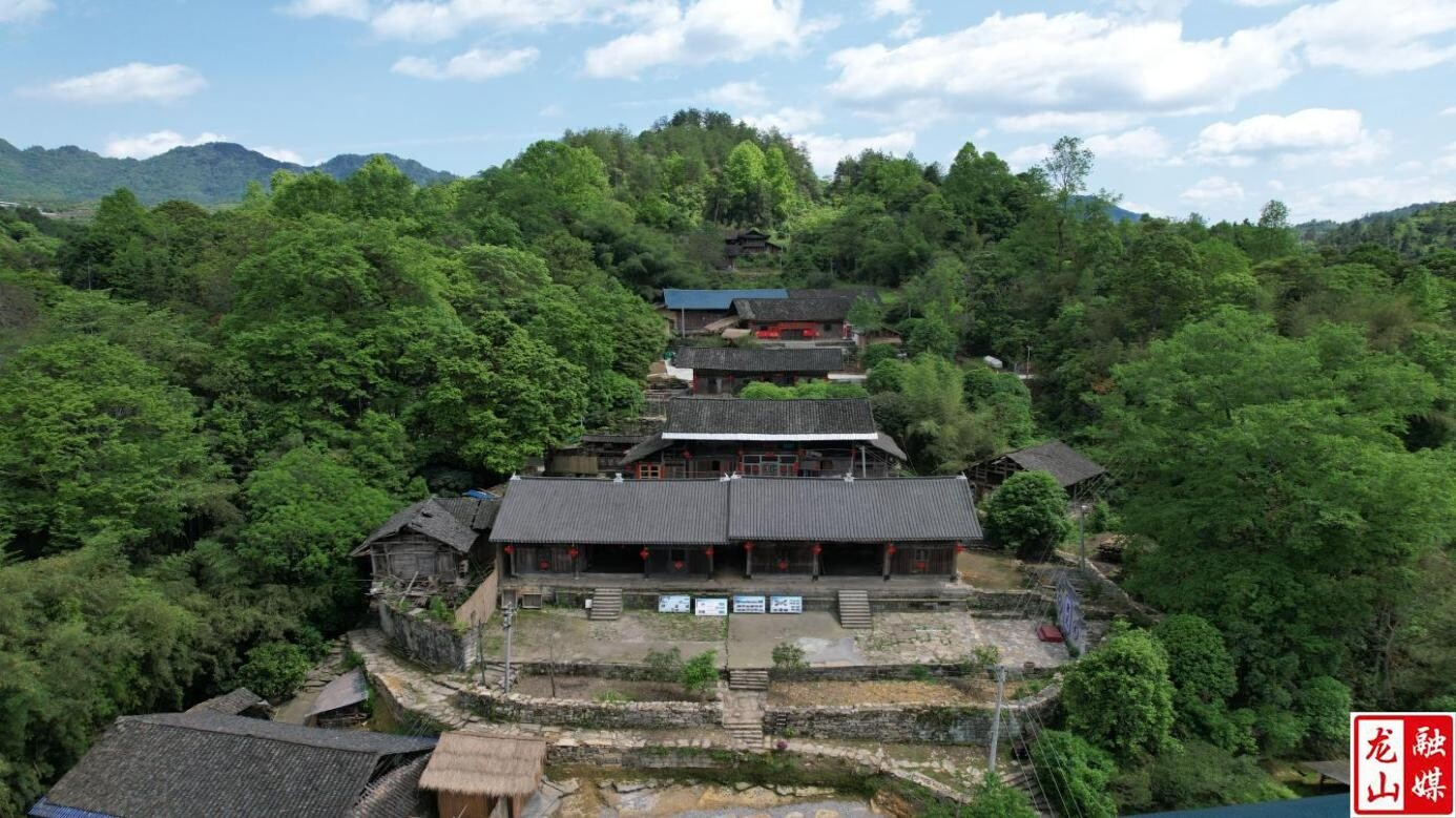 在内溪的青山褶皱里寻找乡村振兴的出路