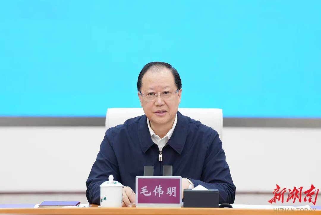 毛伟明总结部署十大重点民生实事