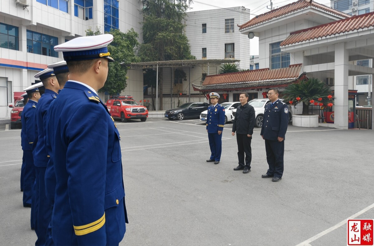 县领导开展春节走访慰问