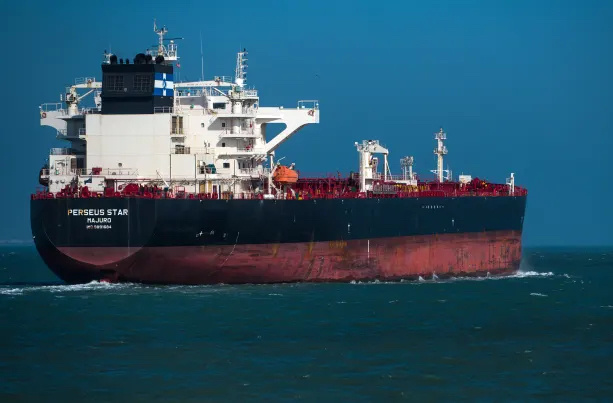 受中东局势影响 国际油价大幅上涨