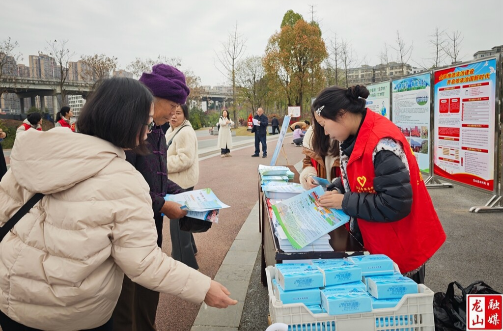 县水利局开展“世界水日”宣传活动