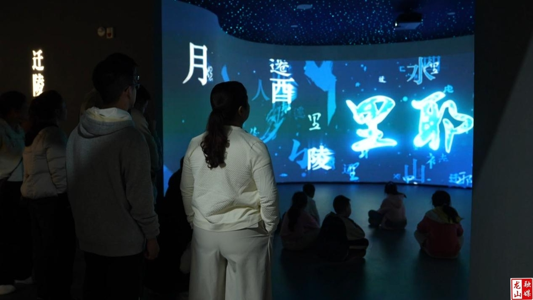 秦简文化热动“五一”：里耶古城文旅融合出圈