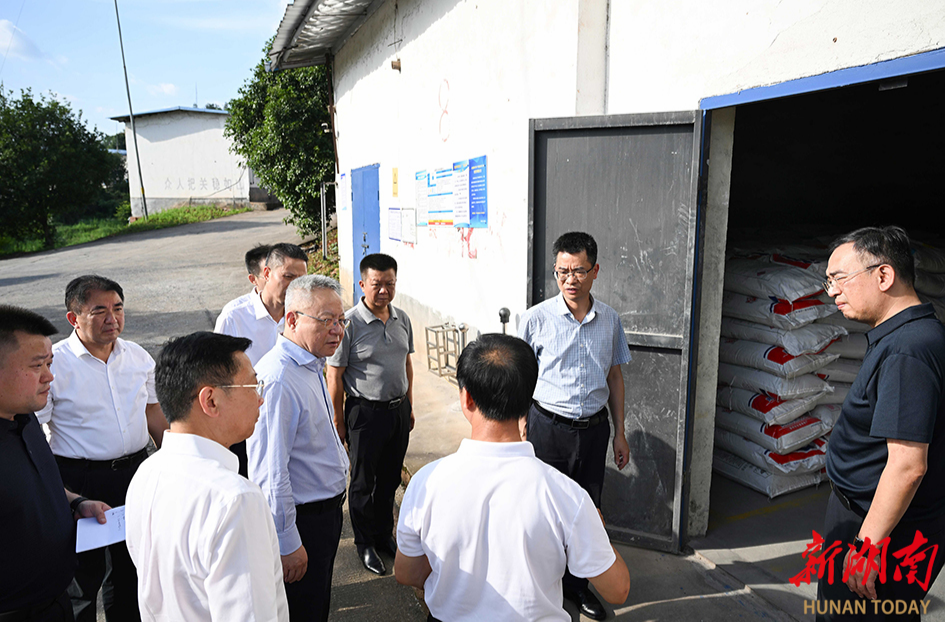 沈晓明赴浏阳暗访检查烟花爆竹原辅材料安全生产工作