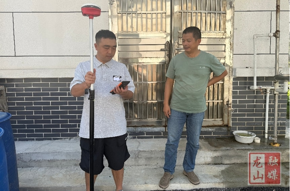 县水利局科学选址蓄水池，确保清泉入户润民心