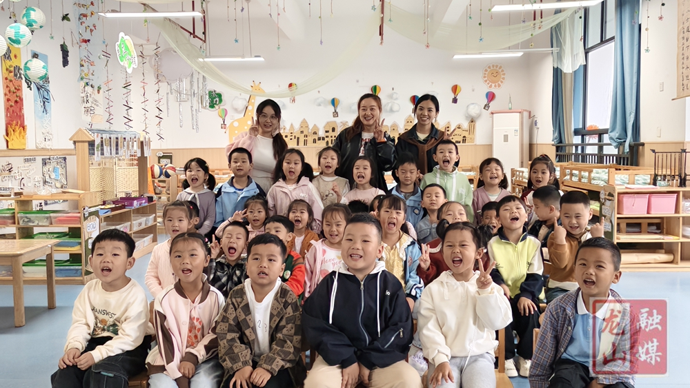 第六小学教师走进宁乡幼儿园开展长征主题幼小衔接课堂