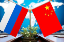 王毅与俄罗斯总统助理、海事委员会主席帕特鲁舍夫举行会晤