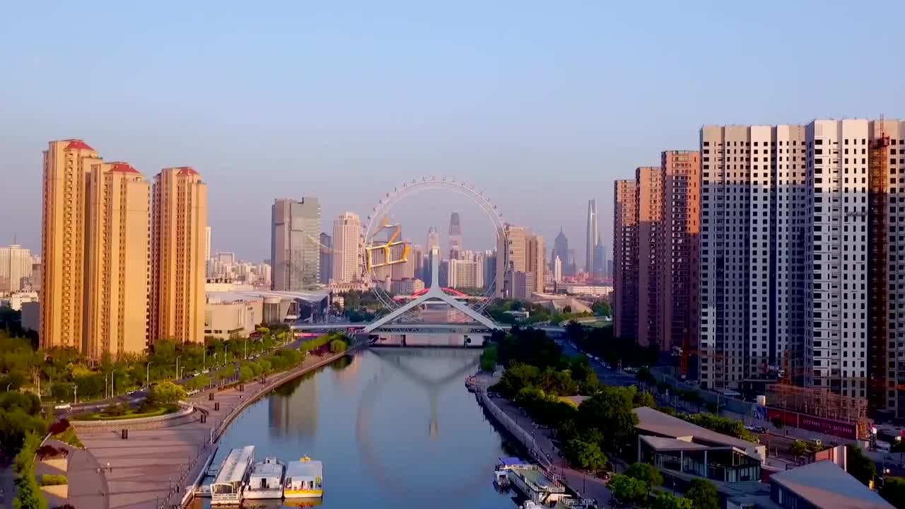 金色相框｜习近平春节前夕赴天津看望慰问基层干部群众