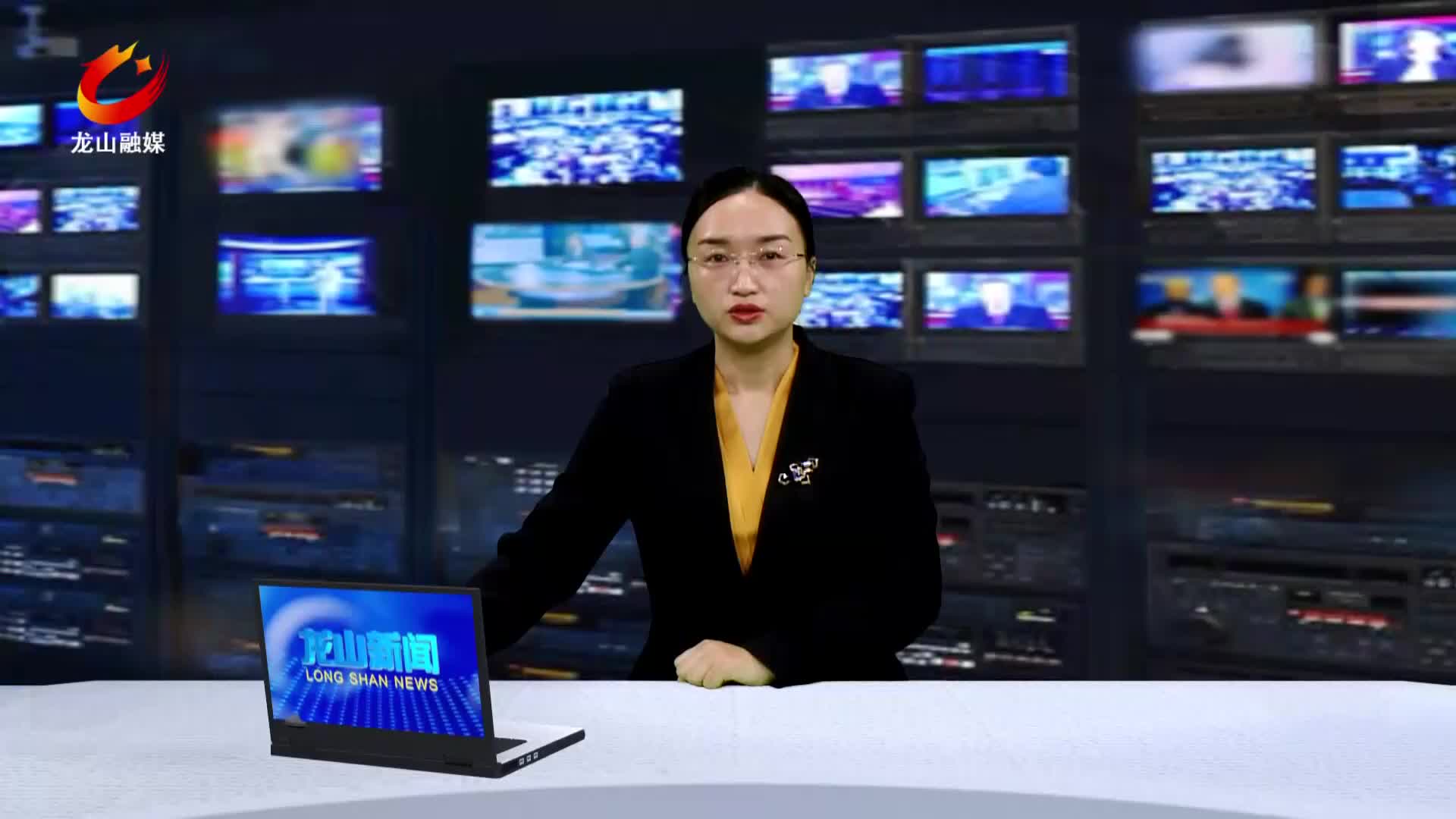 【龙山新闻】龙山巡游出租汽车义务监督员聘书颁发和“示范岗”授牌仪式举行