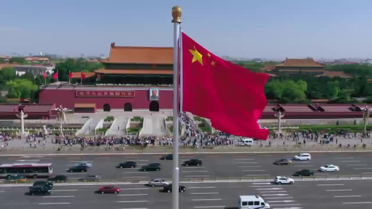 国庆主题“感人瞬间”微视频《向前》