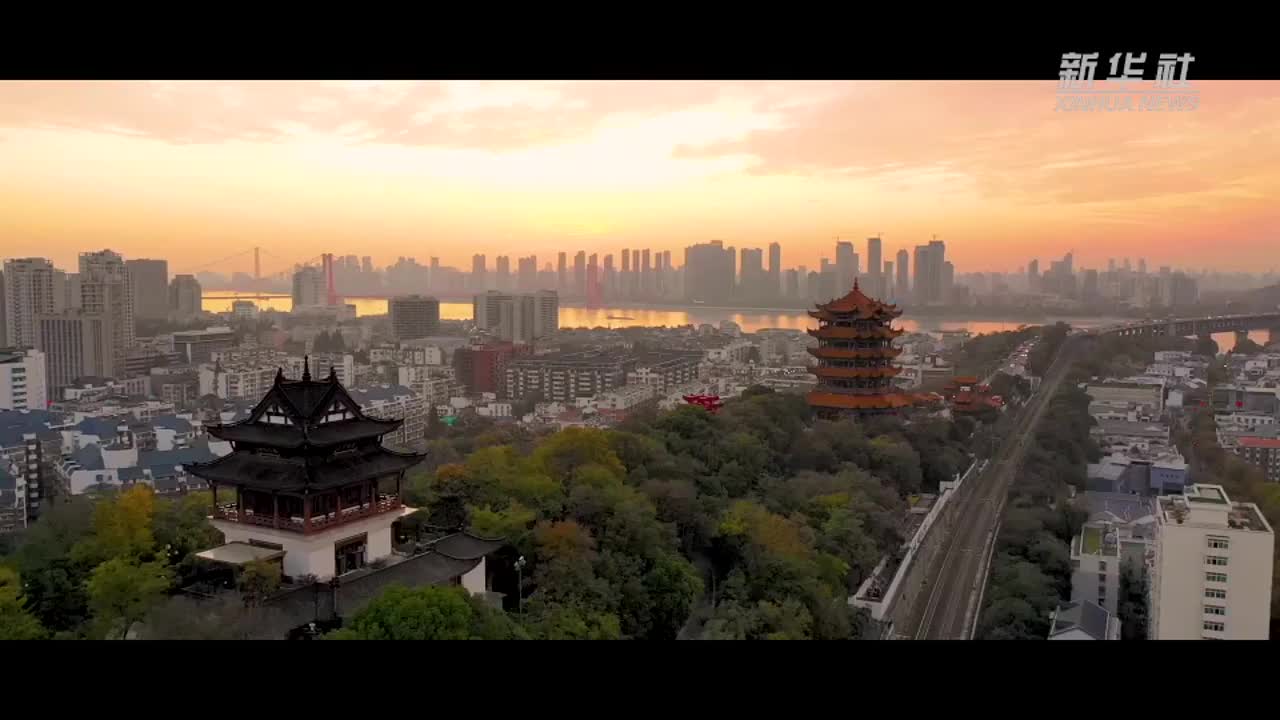 跟着总书记的考察足迹｜瞰武汉