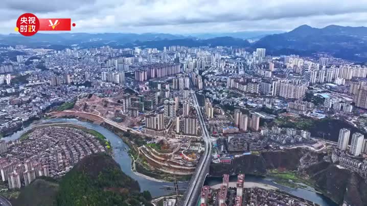 习近平在贵州黔东南州考察调研