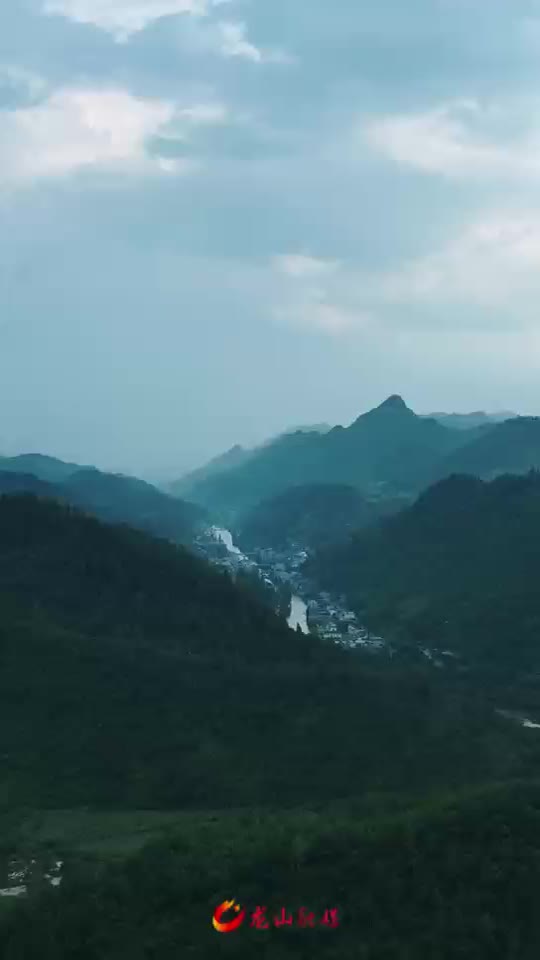 寻味龙山：洗车河霉豆腐