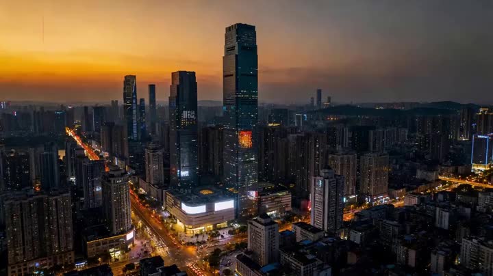 湘涌新潮丨顶流夜经济，长沙何以炼成